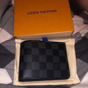 Louis Vuitton multiple wallet